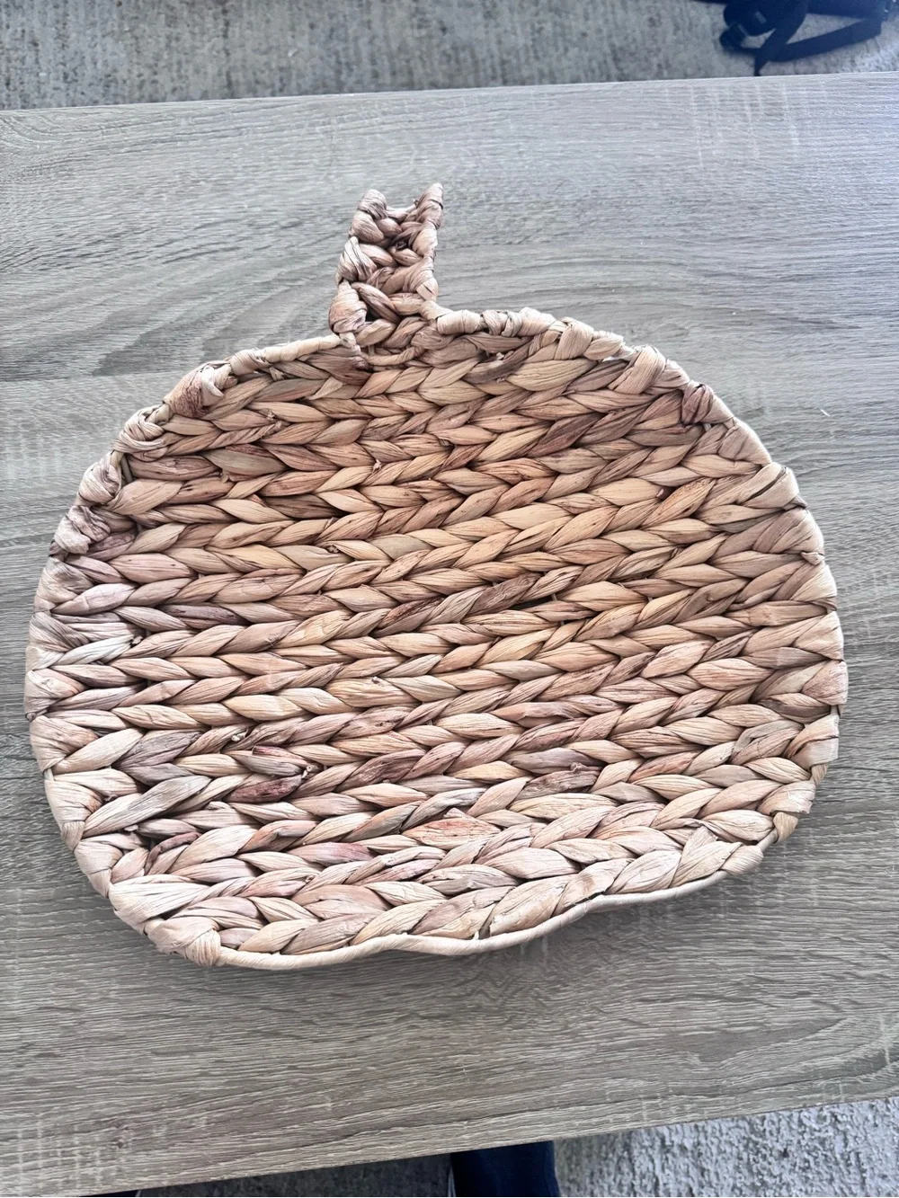 Hobby Lobby Woven Seagrass pumpkin Basket in Natural rustic